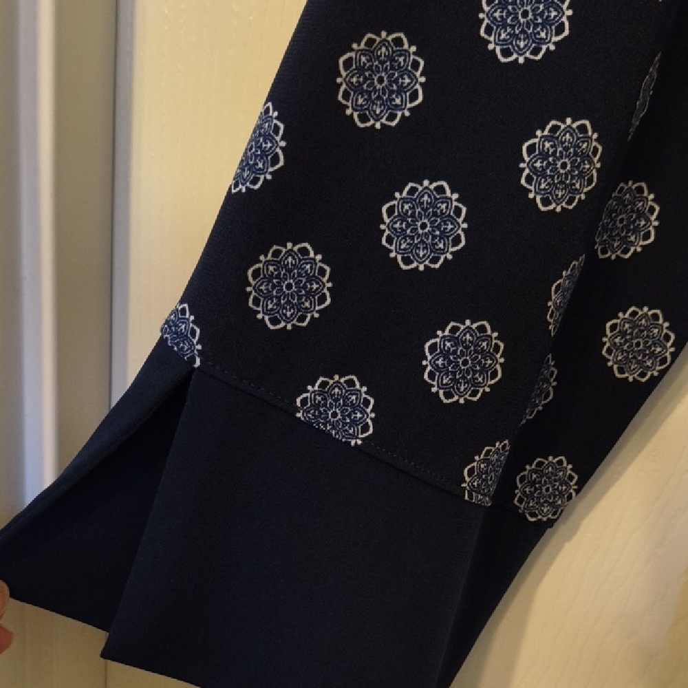 Jones New York Navy and White Polka Dot Tunic - Picture 4 of 7